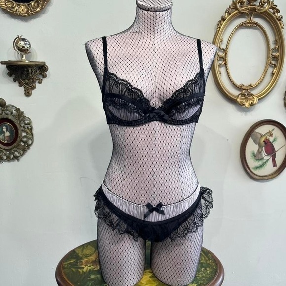 Agent Provocateur Fifi Lingerie Set 34E Size 2 Pink Black Sheer Lace